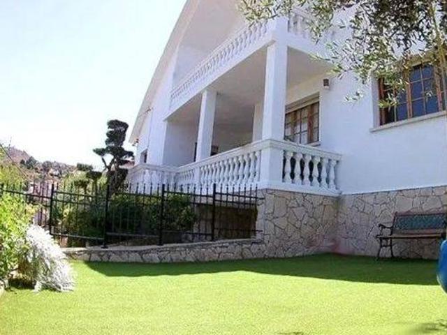 Casa chalet en Venta en La Miranda Can Candeler