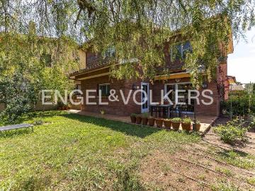 Casa chalet en Venta en La Palma de Cervelló