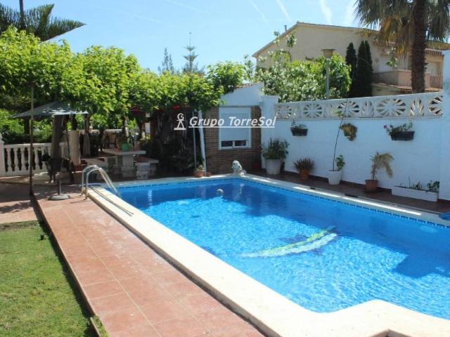 Casa chalet en Venta en La Pobla de Montornès