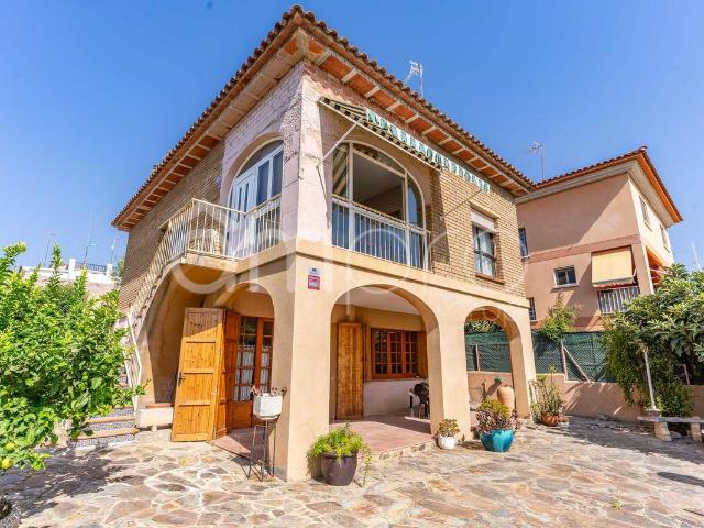 Casa chalet en Venta en La Pobla de Montornès