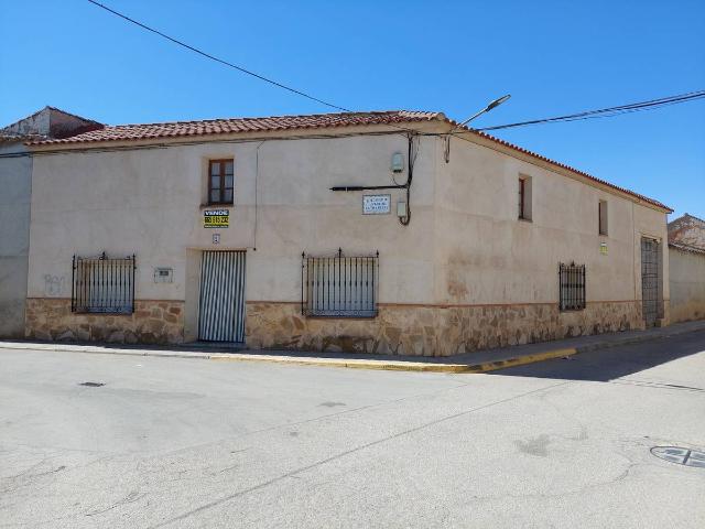 Casa chalet en Venta en La Puebla de Almoradiel