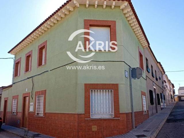 Casa chalet en Venta en La Puebla de Almoradiel