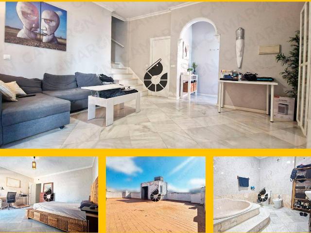 Casa chalet en Venta en La Puebla del Río