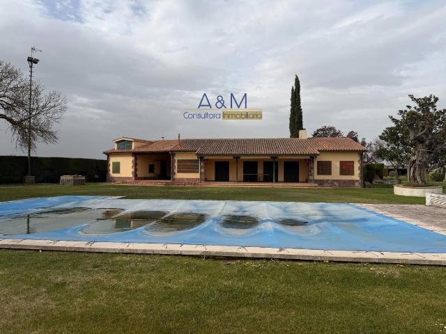 Casa chalet en Venta en Laguna de Duero