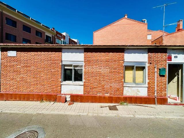 Casa chalet en Venta en Laguna de Duero