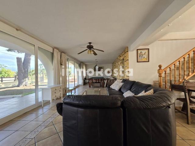 Casa chalet en Venta en L'Albir