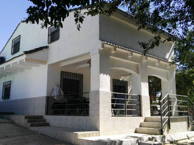 Casa chalet en Venta en Larache