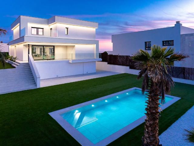 Casa chalet en Venta en L'Aragai