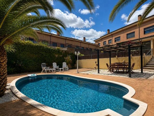Casa chalet en Venta en Las Cañas