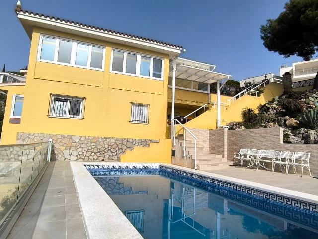 Casa chalet en Venta en Las Atalayas Urmi Cerro de Mar