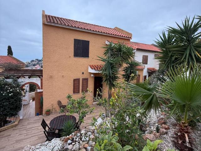 Casa chalet en Venta en Las Atalayas Urmi Cerro de Mar