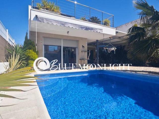 Casa chalet en Venta en Las Atalayas Urmi Cerro de Mar