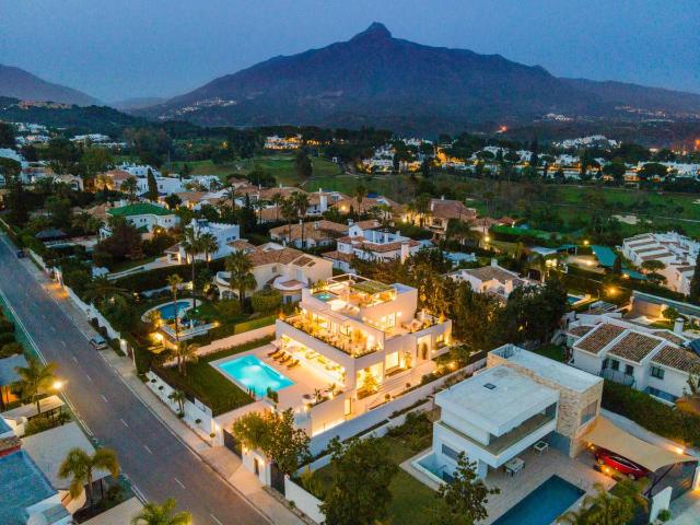 Casa chalet en Venta en Las Brisas