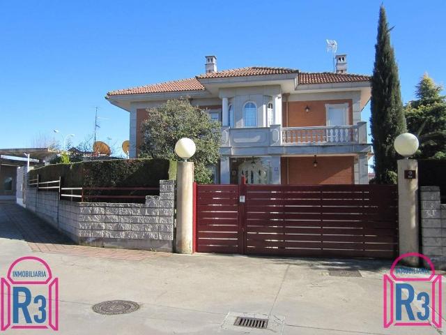 Casa chalet en Venta en Las Eras de Renueva