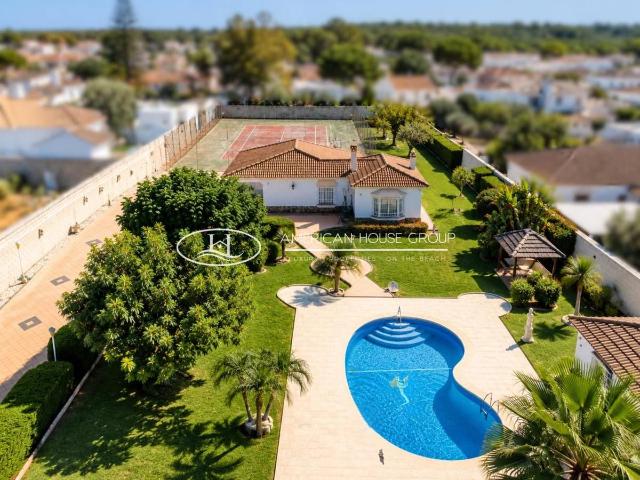 Casa chalet en Venta en Las Lagunas Campano