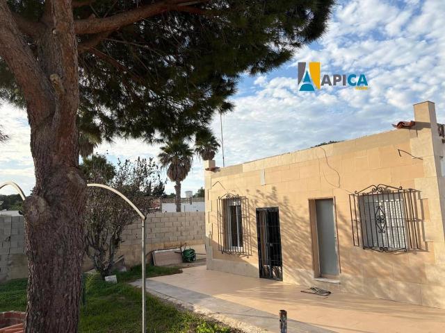 Casa chalet en Venta en Las Lagunas Campano