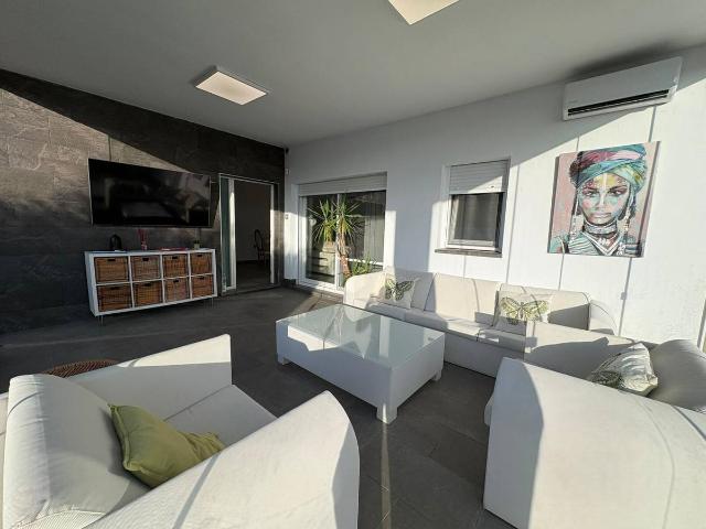 Casa chalet en Venta en Las Lagunas Campano
