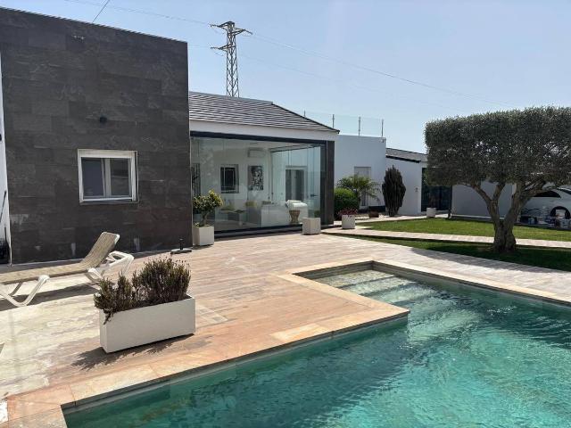 Casa chalet en Venta en Las Lagunas Campano