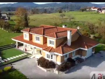 Casa chalet en Venta en Las Regueras