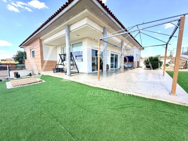 Casa chalet en Venta en Layos