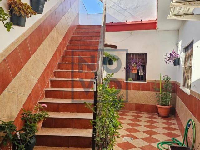 Casa chalet en Venta en Lebrija