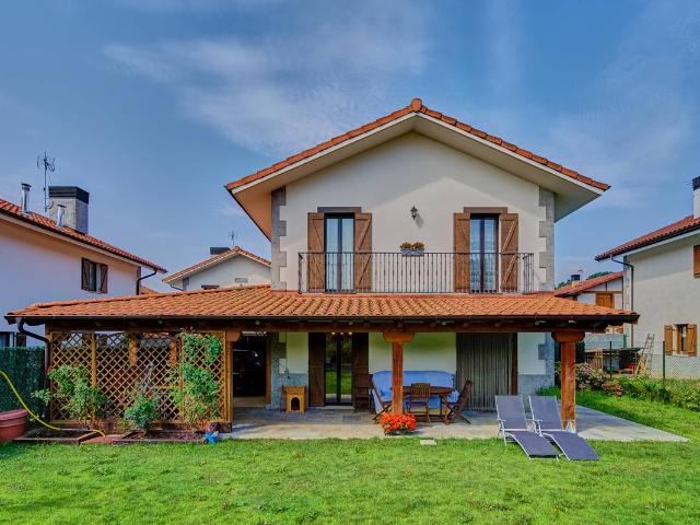 Casa chalet en Venta en Lekunberri