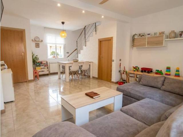 Casa chalet en Venta en Les Arenes La Grípia Can Montllor