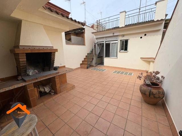 Casa chalet en Venta en Les Arenes La Grípia Can Montllor