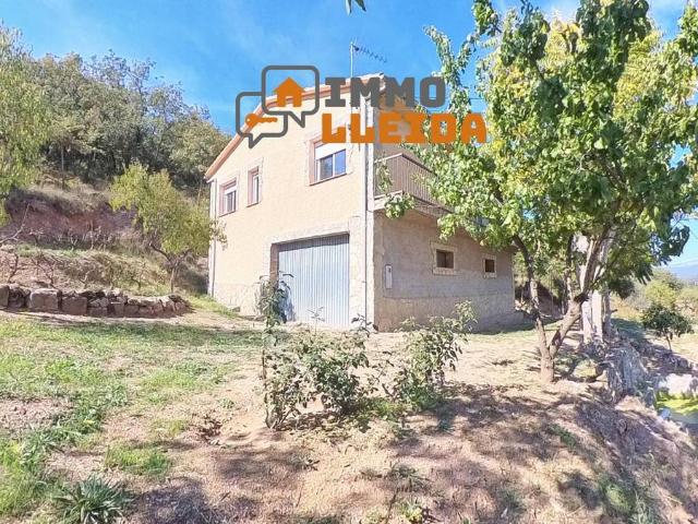 Casa chalet en Venta en Les Avellanes i Santa Linya