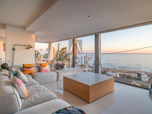 Casa chalet en Venta en Les Botigues de Sitges
