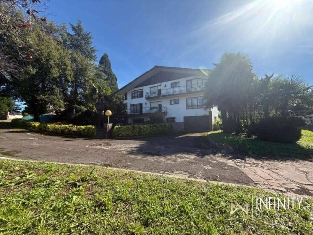 Casa chalet en Venta en Lezama