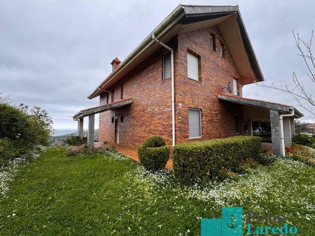 Casa chalet en Venta en Limpias