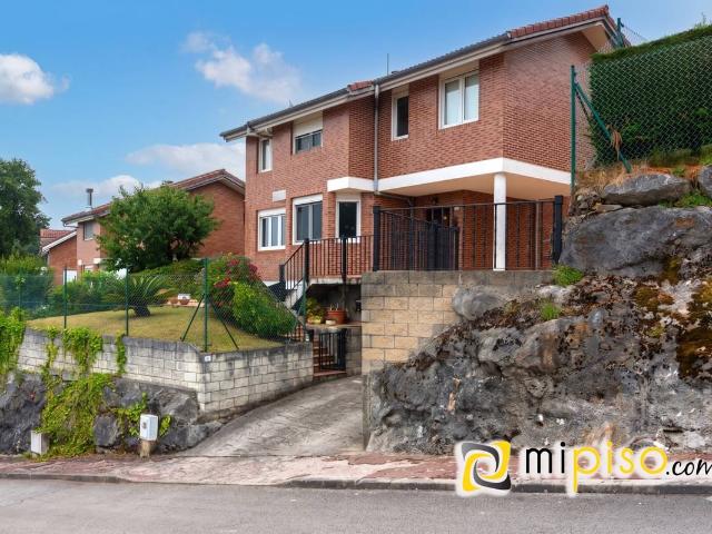 Casa chalet en Venta en Limpias