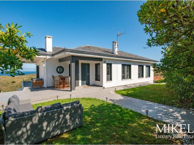 Casa chalet en Venta en Liencres