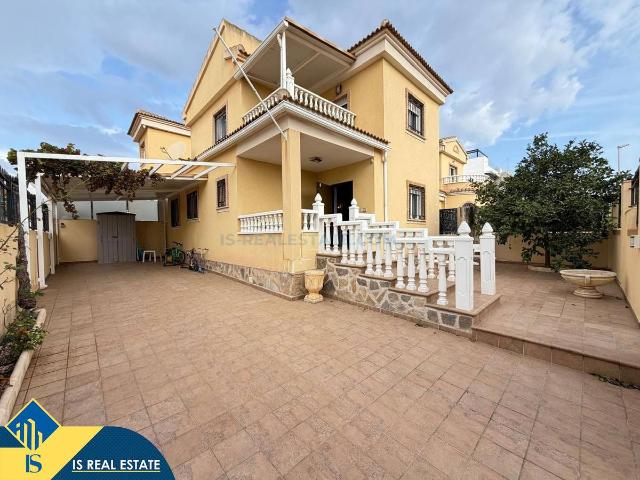 Casa chalet en Venta en Lomas de Cabo Roig Los Dolses