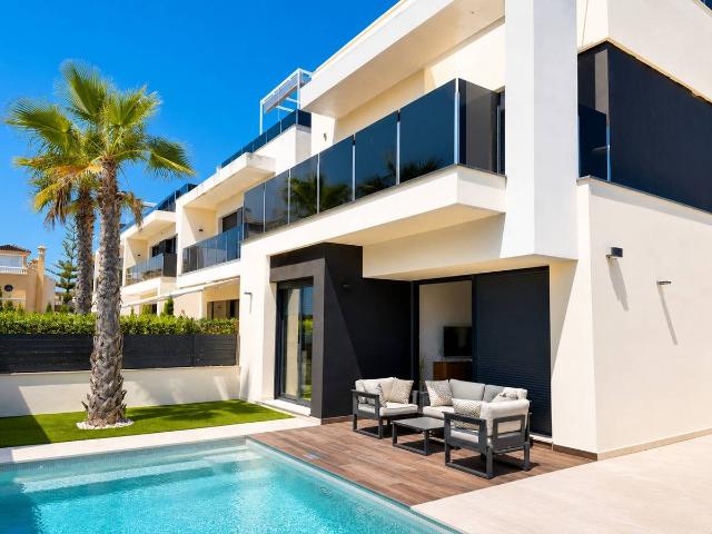 Casa chalet en Venta en Lomas de Cabo Roig Los Dolses