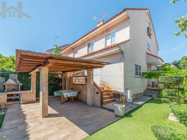 Casa chalet en Venta en Loeches