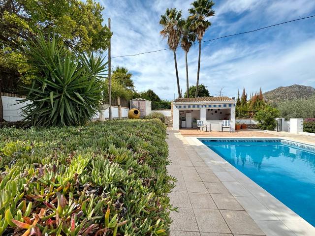 Casa chalet en Venta en Lora de Estepa