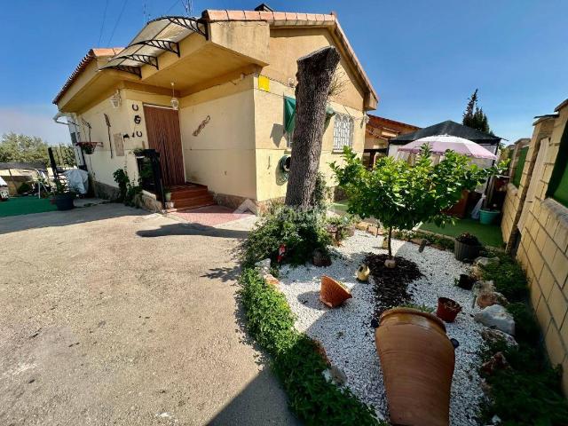 Casa chalet en Venta en Loranca de Tajuña