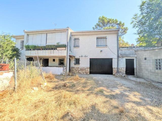 Casa chalet en Venta en Loranca de Tajuña