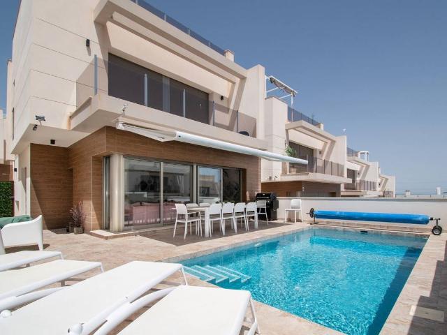Casa chalet en Venta en Los Almendros