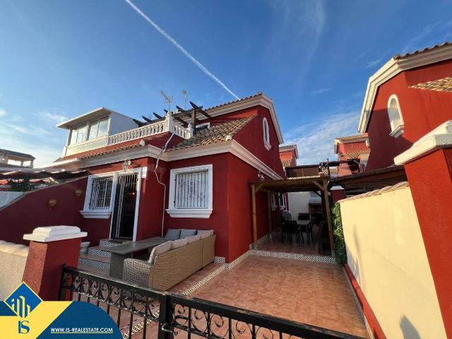 Casa chalet en Venta en Los Almendros