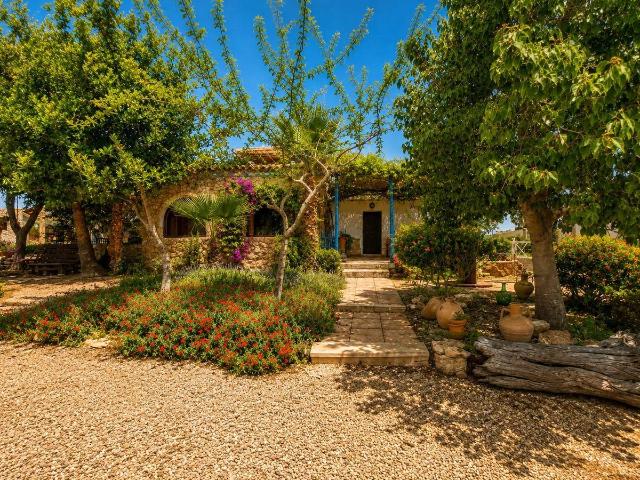 Casa chalet en Venta en Los Arenales del Sol