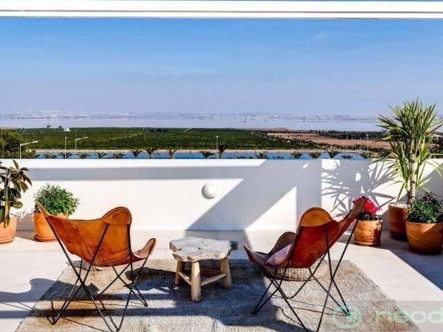 Casa chalet en Venta en Los Balcones Los Altos
