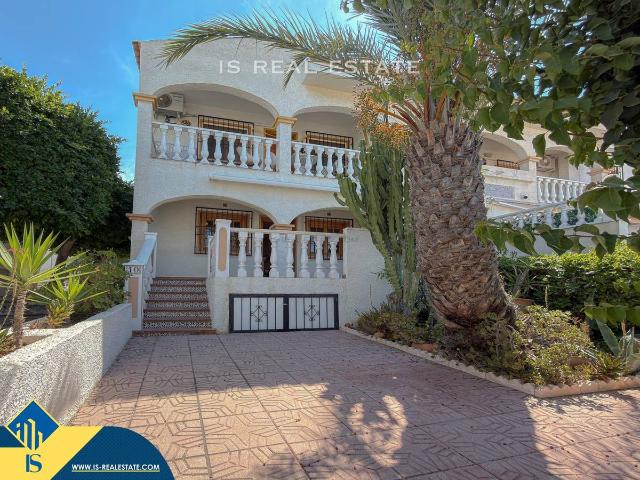 Casa chalet en Venta en Los Balcones Los Altos