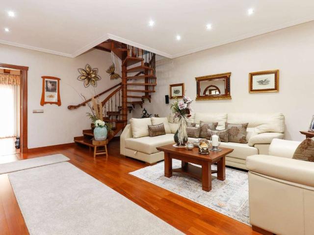 Casa chalet en Venta en Los Balcones Los Altos