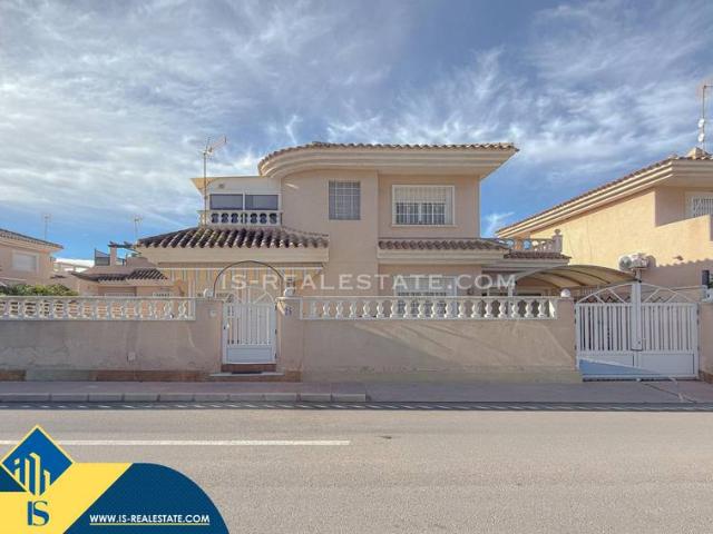 Casa chalet en Venta en Los Balcones Los Altos
