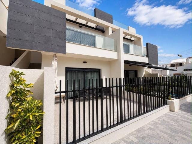Casa chalet en Venta en Los Balcones Los Altos