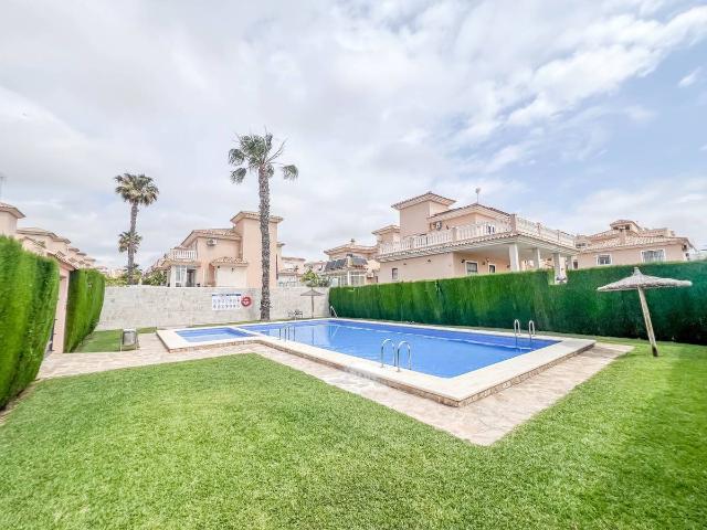 Casa chalet en Venta en Los Balcones y los Altos