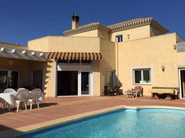 Casa chalet en Venta en Los Belones